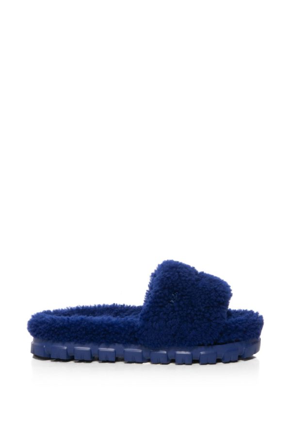 1130838 BLUE UGG FUR SLIPPERS Fashion