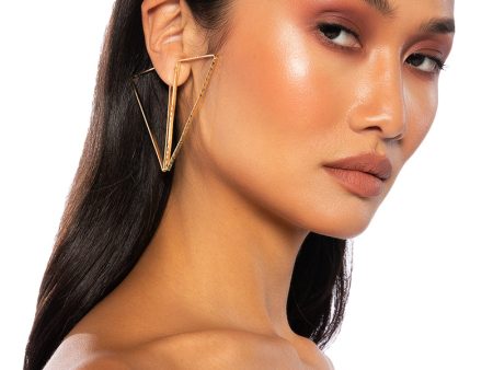 TRY ME FRONT BACK TRIANGLE EARRING IN GOLD Online