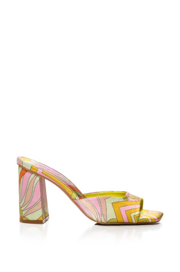 UNTOLD PATTERN DESIGN CHUNKY SANDAL IN YELLOW Cheap