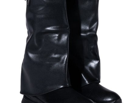 TRIPLE SEC FOLD OVER FLAT BOOT IN BLACK Online Sale