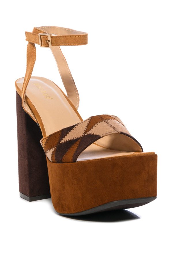 THRILLED CHUNKY PLATFORM SANDAL IN TAN For Discount